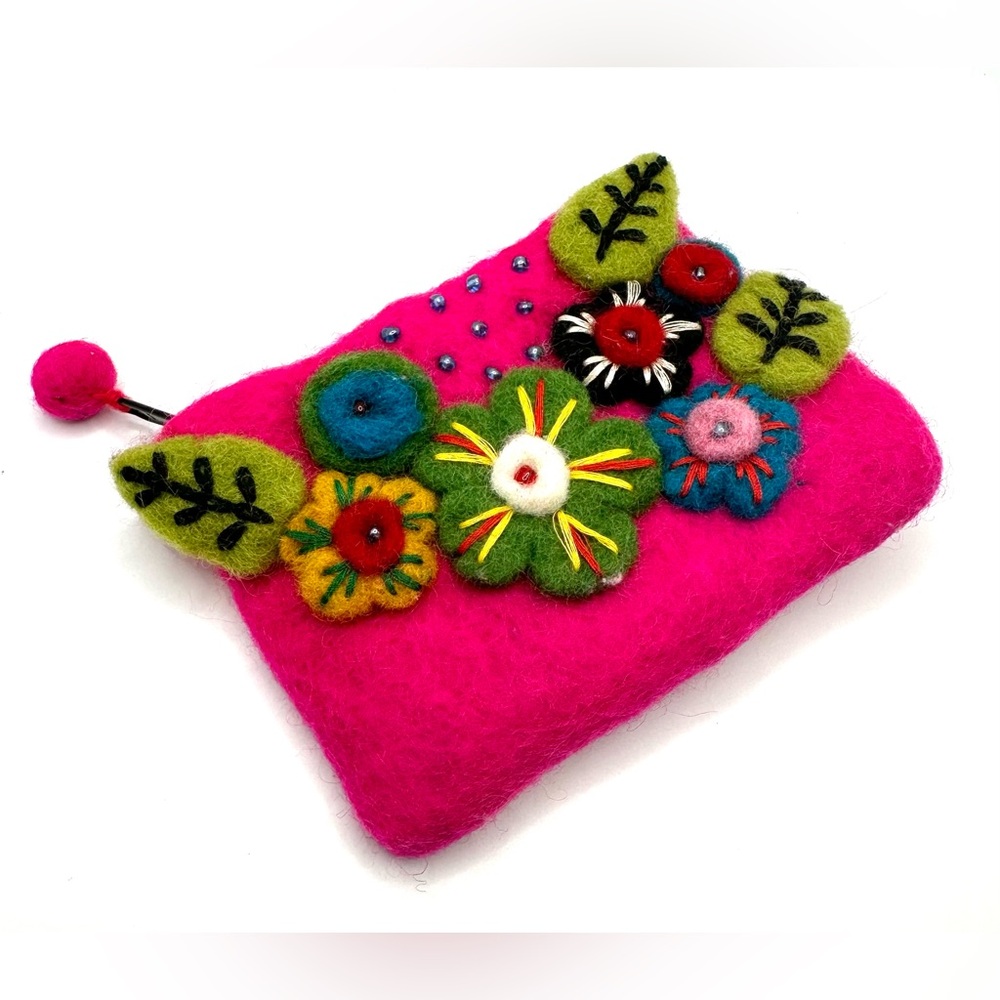 NWOT Pink Floral Felted Wool Zippered Coin Pouch- Fair Trade from Nepal